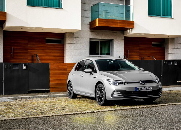 Giá xe Volkswagen Golf 1.5 eTSI Life Mild Hybrid - Thông số kỹ thuật các phiên bản
